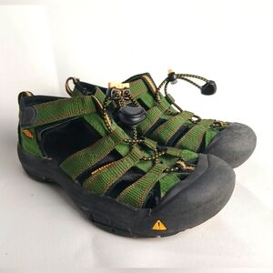 KEEN Kid Sandals Size 2 Unisex Green With Yellow Details Velcro Closure